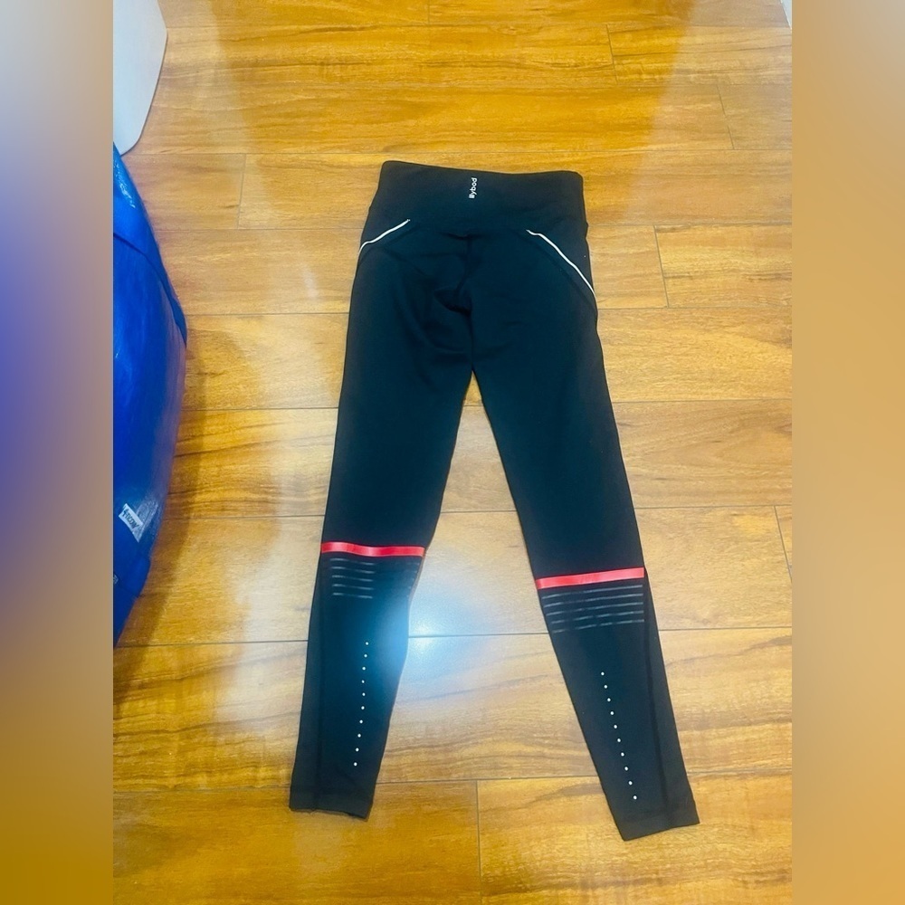 LILYBOD woman leggings